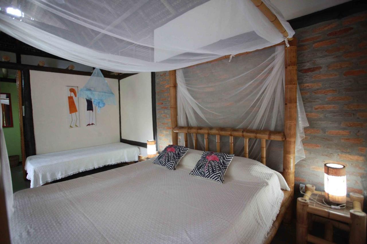 Bambusada Boutique Hotel Канавиейрас Стая снимка